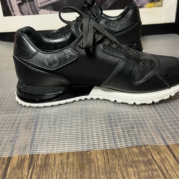 Louis Vuitton black runway men sneakers - Picture 5 of 9